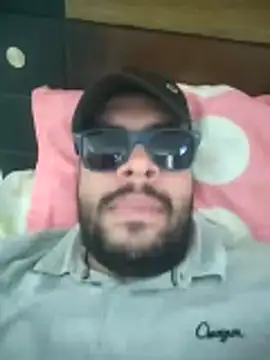 Snapshot of eljefe1119 chatting on 04/11/26, 06:01 eljefe1119 online show from 04/11/26, 06:01