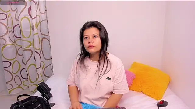 Snapshot of sweetnia chatting on 12/31/24, 02:14 sweetnia online show from 12/31/24, 02:14