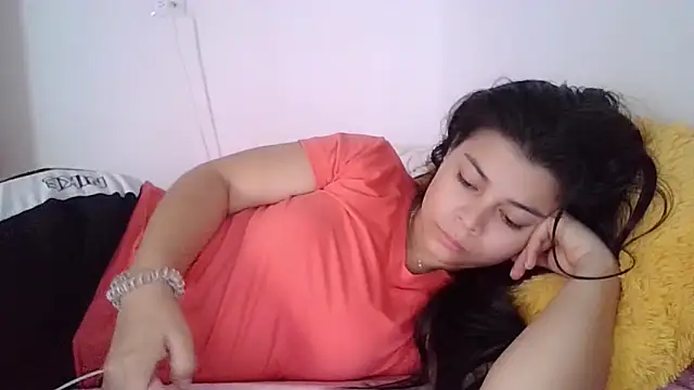 Snapshot of sweetnia chatting on 09/16/25, 03:13 sweetnia online show from 09/16/25, 03:13