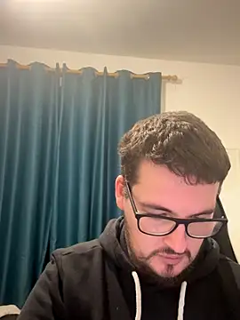 Tattooedman2 online show from 11/22/25, 08:08