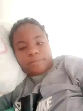 bigtitssxx online show from 10/10/25, 07:46