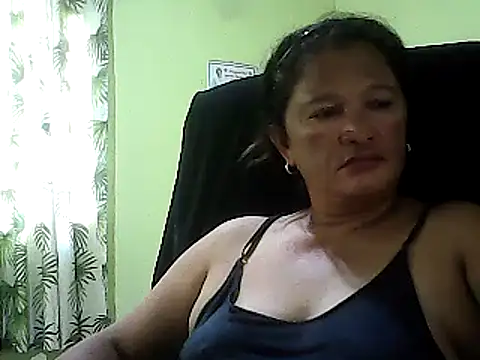 hott scarlett online show from 02/05/25, 01:15