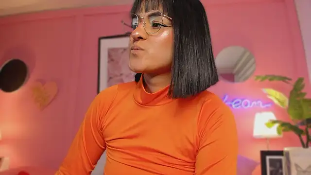 SoySaraa online show from 03/21/26, 08:19