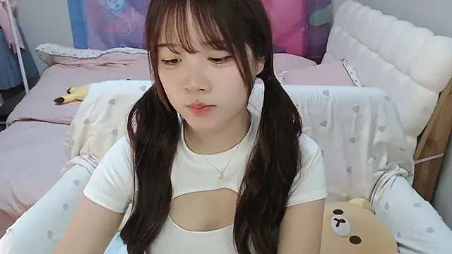 Sakura Anne online show from 02/23/25, 05:45