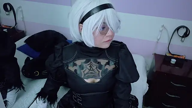 Snapshot of Catwhite_ chatting on 11/07/25, 05:35 Catwhite online show from 11/07/25, 05:35