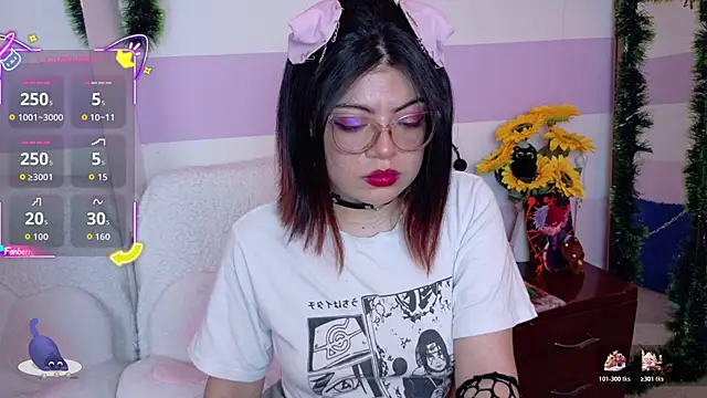 Catwhite  online show from 01/08/26, 04:09