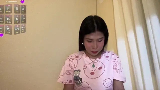 Anna Leah online show from 10/27/25, 04:11