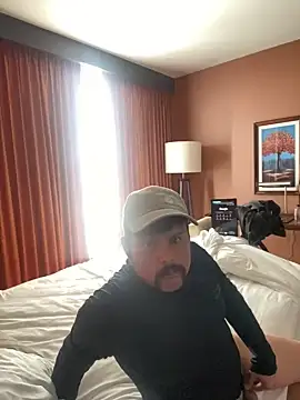 Snapshot of LumberJockMan chatting on 02/16/25, 03:27 LumberJockMan online show from 02/16/25, 03:27