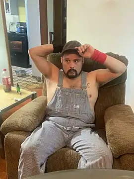 Snapshot of LumberJockMan chatting on 03/20/25, 03:14 LumberJockMan online show from 03/20/25, 03:14