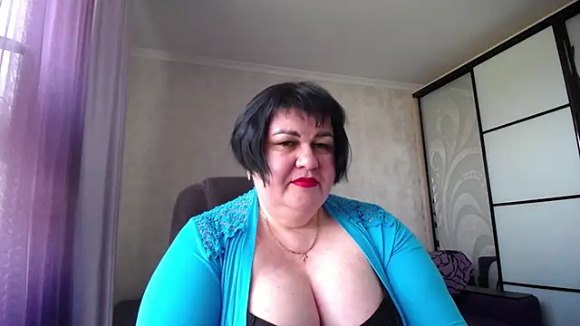 Snapshot of JuicyLady_Di chatting on 05/01/26, 09:25 JuicyLady Di online show from 05/01/26, 09:25