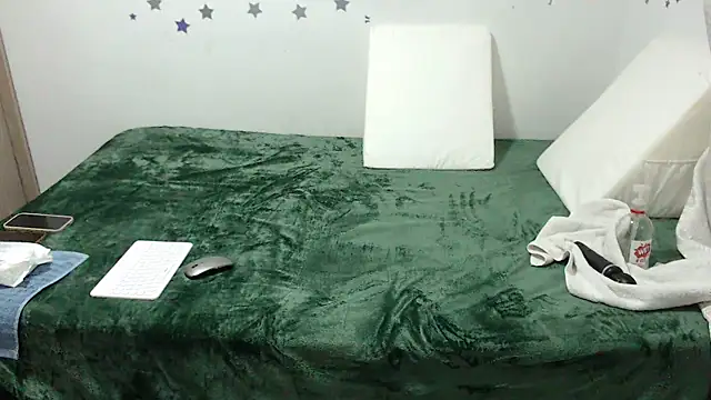 maya hottt online show from 12/22/24, 07:11