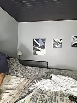 Snapshot of OnnaaH chatting on 11/08/25, 05:12 OnnaaH online show from 11/08/25, 05:12