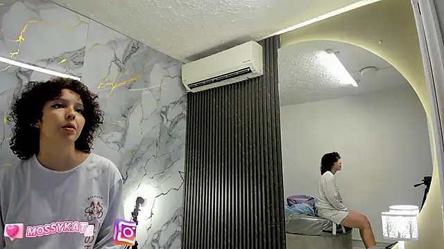 Katemoss70 online show from 01/27/25, 12:05