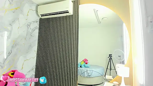 Katemoss70 online show from 01/30/25, 12:16