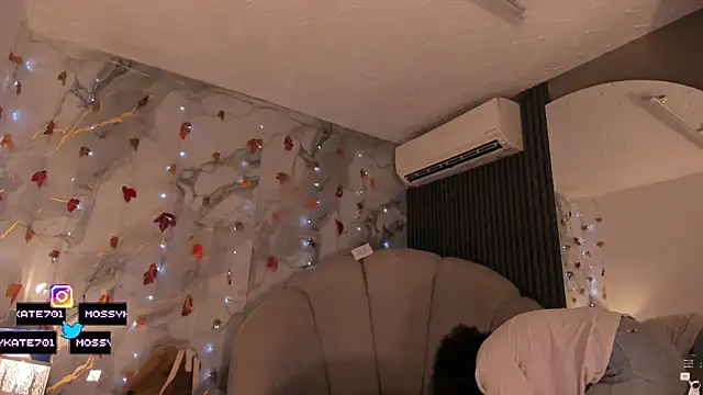 Katemoss70 online show from 11/30/25, 12:31