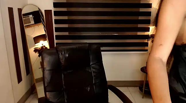 SarahAmber online show from 01/24/25, 06:46