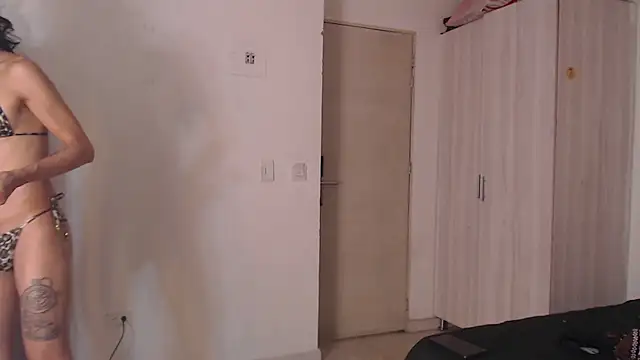 Snapshot of Corina_Ts chatting on 03/08/25, 05:01 Corina Ts online show from 03/08/25, 05:01