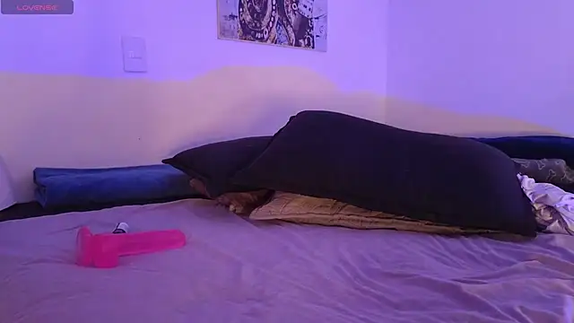 Snapshot of Corina_Ts chatting on 11/04/25, 11:53 Corina Ts online show from 11/04/25, 11:53