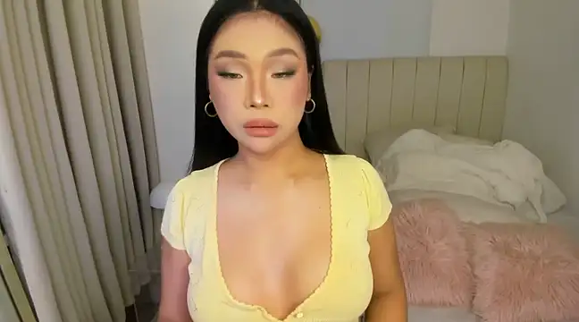 Snapshot of venusangelicxx chatting on 02/10/25, 07:17 venusangelicxx online show from 02/10/25, 07:17