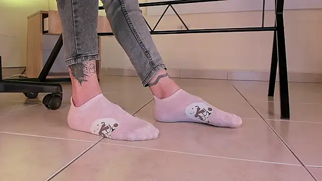 ArchieCollins online show from 12/20/25, 09:55