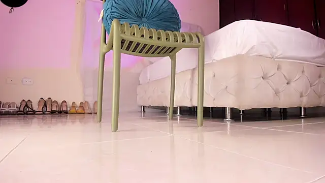 ArchieCollins online show from 04/11/26, 11:03