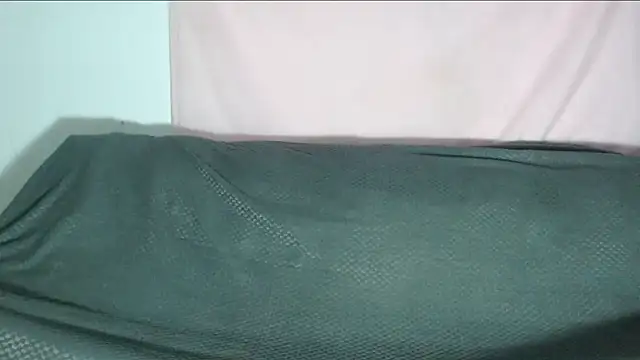 Snapshot of JulianaFoster chatting on 09/29/25, 12:27 JulianaFoster online show from 09/29/25, 12:27