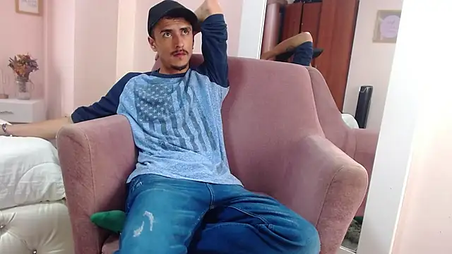 ryan maxy online show from 02/07/25, 07:38