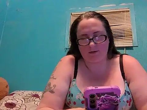 Snapshot of newfieocean chatting on 07/19/26, 05:22 newfieocean online show from 07/19/26, 05:22