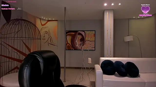 Snapshot of MartinnaBonnet chatting on 03/21/25, 01:34 MartinnaBonnet online show from 03/21/25, 01:34