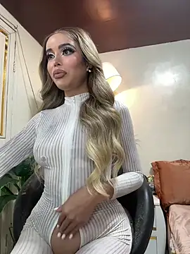 Elizabeth Arden online show from 09/13/25, 07:24