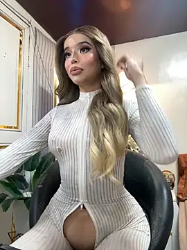 Elizabeth Arden online show from 10/25/25, 10:26