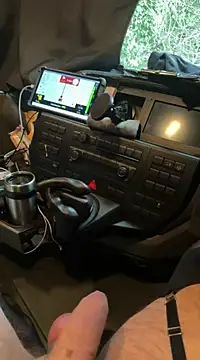 Snapshot of OhMyRichard chatting on 01/27/25, 12:37 OhMyRichard online show from 01/27/25, 12:37