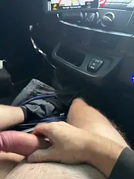 Snapshot of OhMyRichard chatting on 02/12/25, 02:10 OhMyRichard online show from 02/12/25, 02:10