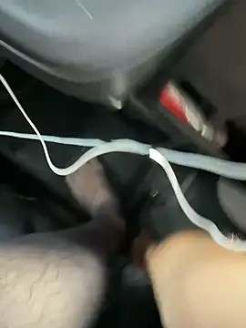 Snapshot of OhMyRichard chatting on 02/20/25, 10:59 OhMyRichard online show from 02/20/25, 10:59