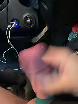 Snapshot of OhMyRichard chatting on 02/20/25, 02:02 OhMyRichard online show from 02/20/25, 02:02