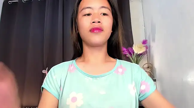 Snapshot of Emma_Jones88 chatting on 01/26/25, 08:46 Emma Jones88 online show from 01/26/25, 08:46