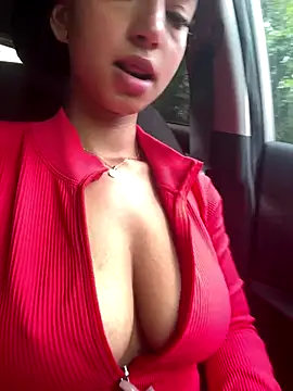 Snapshot of belaa_1 chatting on 11/29/25, 03:48 belaa 1 online show from 11/29/25, 03:48