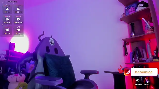 Snapshot of EmmaRusso chatting on 03/11/26, 08:15 EmmaRusso online show from 03/11/26, 08:15