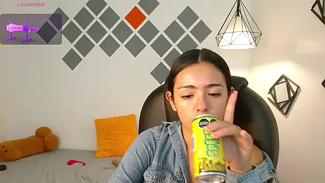 Ivy Gail online show from 12/11/24, 05:43