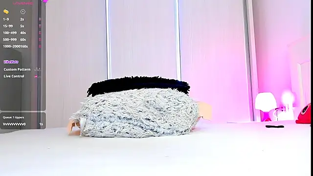 Aidasina online show from 05/17/26, 08:16