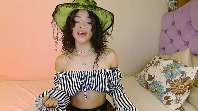 kiarablue online show from 11/01/25, 01:40