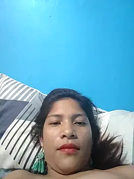 Snapshot of prettyyoung_mom23 chatting on 02/09/25, 08:44 prettyyoung mom23 online show from 02/09/25, 08:44