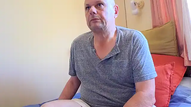 Snapshot of DaddyCumBumZA chatting on 03/02/25, 11:50 DaddyCumBumZA online show from 03/02/25, 11:50