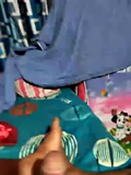 Snapshot of Gopal1243 chatting on 01/15/26, 04:00 Gopal1243 online show from 01/15/26, 04:00