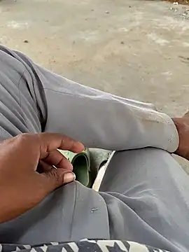 Snapshot of Gopal1243 chatting on 03/23/26, 08:51 Gopal1243 online show from 03/23/26, 08:51