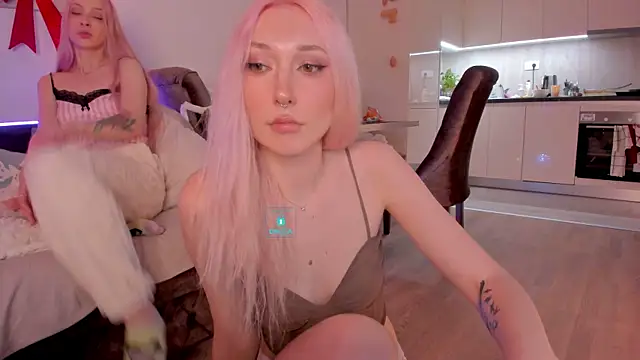 AlexRoseLiRed online show from 12/30/24, 02:31