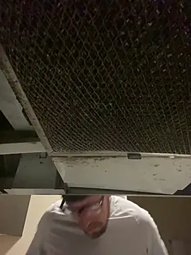 Snapshot of Tomas_Zaddy chatting on 12/31/24, 11:06 Tomas Zaddy online show from 12/31/24, 11:06