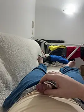 Snapshot of danicohoney chatting on 01/11/26, 05:23 danicohoney online show from 01/11/26, 05:23