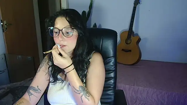 myamillor online show from 02/19/25, 10:20