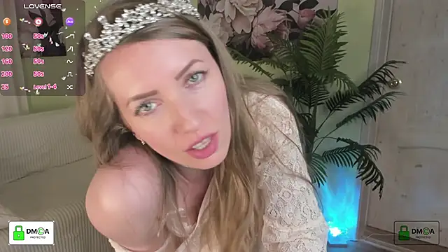 Snapshot of Queenymel chatting on 04/15/26, 07:58 Queenymel online show from 04/15/26, 07:58